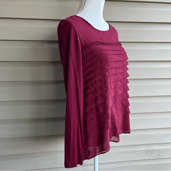 •Dana Buchman• Burgundy Tiered Long Sleeve Blouse - Size Medium - Picture 4 of 8